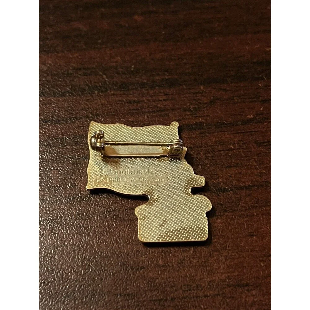 Vintage 1984 LA Olympics Coca Cola Sam‎ Eagle Bangladesh Flag Lapel Pin